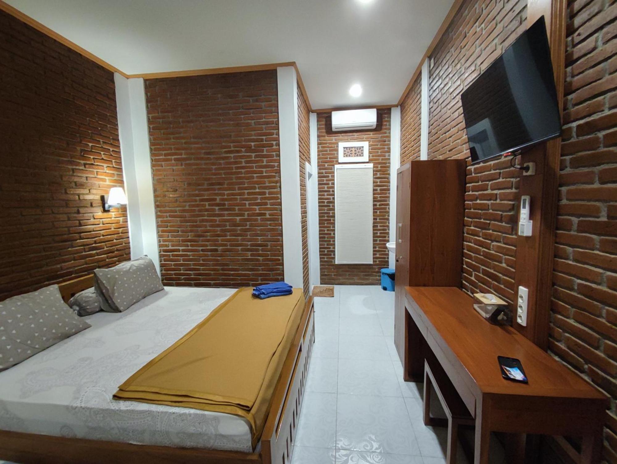 Genthong Homestay Magelang Extérieur photo